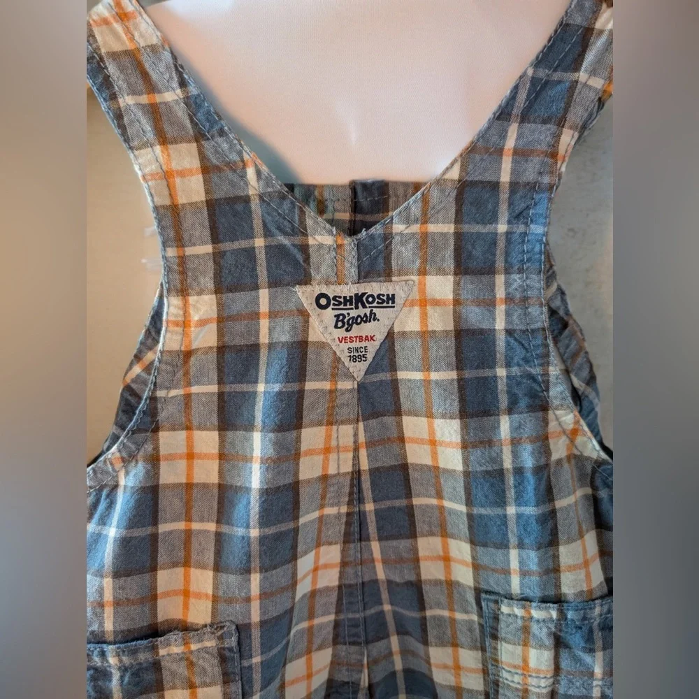 Oshkosh B’Gosh Vintage Baby Overall Shorts  6 months  Excellent Condition